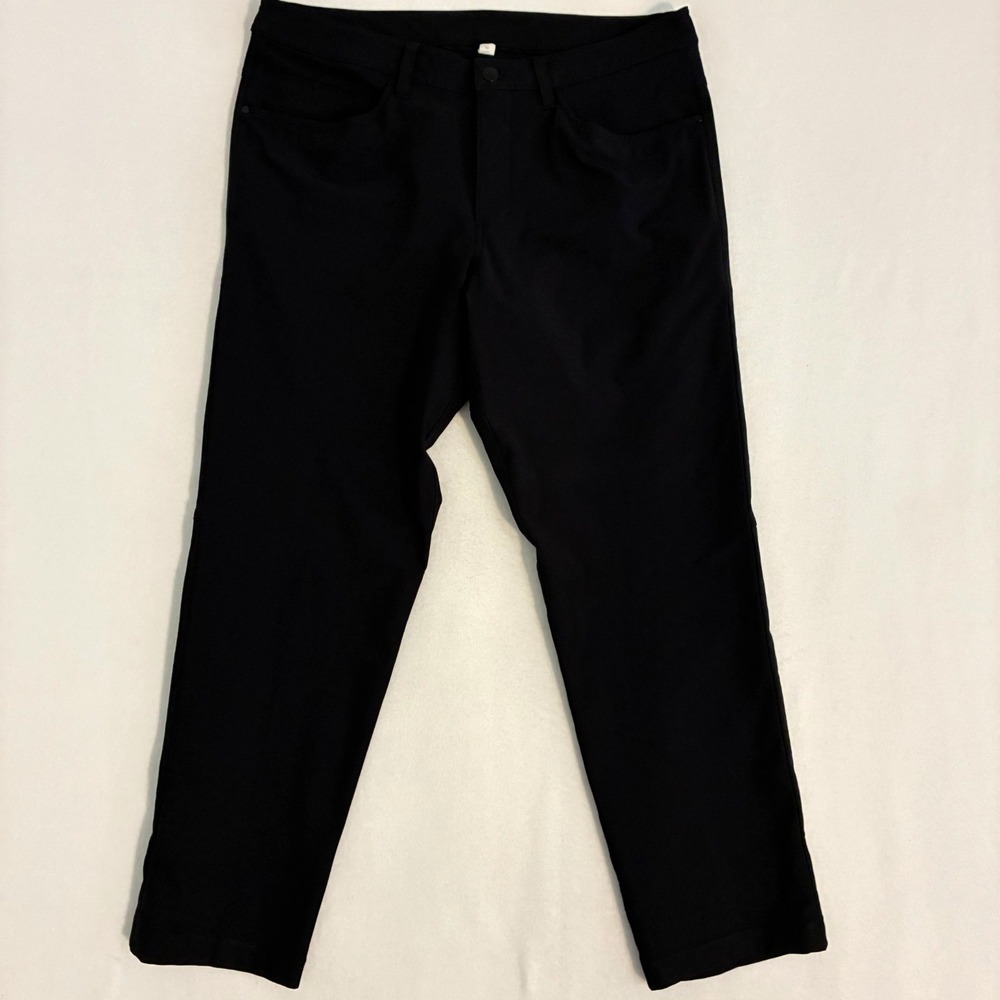 Lululemon ABC Classic Pants Mens Size 34 Active Performance Athleisure Preppy